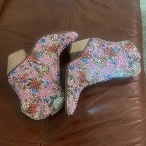 NWT Rhinestone Betsy Johnson Boots